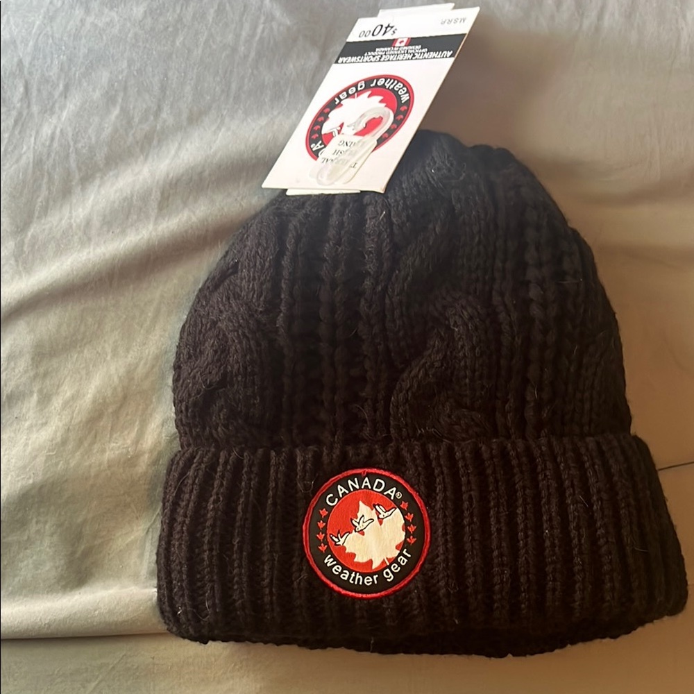 Canada Goose Brown Knit Hat Ribbed Design